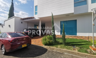 CASA en VENTA en Los Patios La Floresta