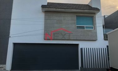 EN VENTA CASA EN FRACCIONAMIENTO LOS REALES