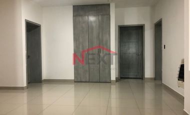 EN VENTA CASA EN FRACCIONAMIENTO LOS REALES