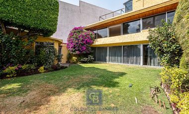 Casa en Venta en Tecamachalco - En calle con seguridad