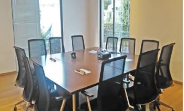 Oficinas en renta con extraordinaria ubicación en Arcos Bosques. Opción a Venta
