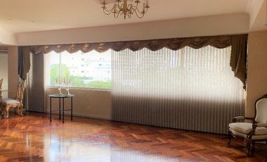 Penthouse de Lujo en Residencial Parque Escondido: Tu Oasis Urbano