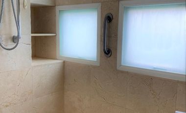 Penthouse de Lujo en Residencial Parque Escondido: Tu Oasis Urbano