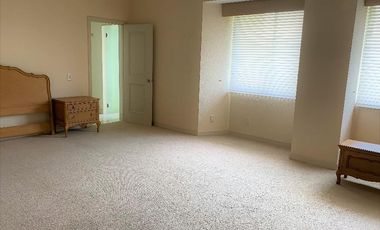 Penthouse de Lujo en Residencial Parque Escondido: Tu Oasis Urbano