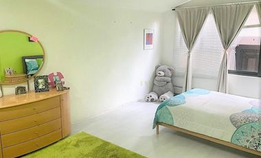 Exclusiva Residencia de Lujo en Satélite, con Área de Juegos, Terraza, Sala de Doble Altura y Más
