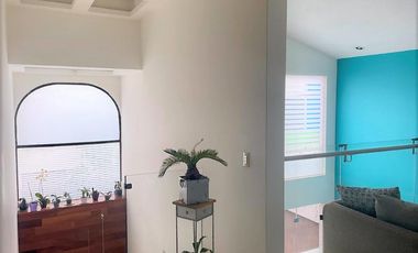 Exclusiva Residencia de Lujo en Satélite, con Área de Juegos, Terraza, Sala de Doble Altura y Más