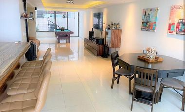 Exclusiva Residencia de Lujo en Satélite, con Área de Juegos, Terraza, Sala de Doble Altura y Más