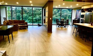 Junto al Campo de Golf ejecutivo de Bosque Real - Casa en Venta