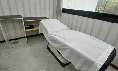 Renta clinica de muy reconocido prestigio en Las Arboledas, LHR62