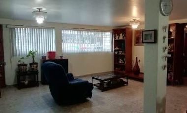 Casa en VENTA, zona de Gustavo Baz, Tlalnepantla Cod. ZV1369