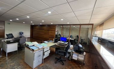 Edificio en Venta, para Corporativo en Circuito Comercial Satélite