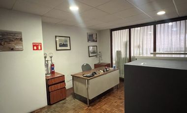 Edificio en Venta, para Corporativo en Circuito Comercial Satélite