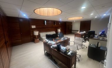 Edificio en Venta, para Corporativo en Circuito Comercial Satélite