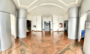 RENTO O VENDO EDIFICIO DE OFICINAS CORPORATIVAS, todo o en partes