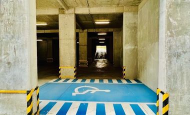 RENTO O VENDO EDIFICIO DE OFICINAS CORPORATIVAS, todo o en partes