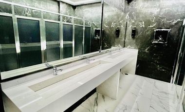 RENTO O VENDO EDIFICIO DE OFICINAS CORPORATIVAS, todo o en partes