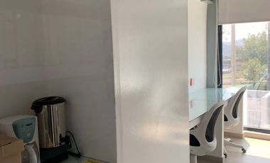 Edificio en Venta, Ave. Lomas Verdes, para oficinas y/o consultorios Cod.EDV26