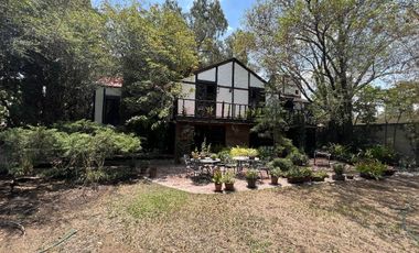 Vendo casa en las arboledas estilo ingles tudor