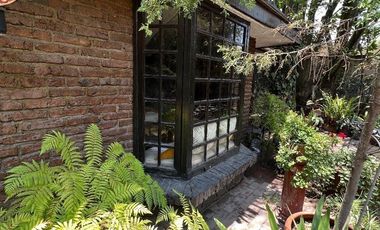 Vendo casa en las arboledas estilo ingles tudor