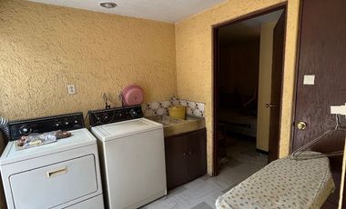 Vendo casa en las arboledas estilo ingles tudor