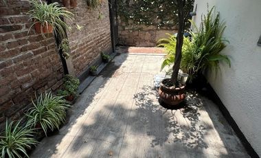 Vendo casa en las arboledas estilo ingles tudor