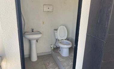 Oficina en Venta o Renta, en San Lucas Tepetlacalco Cod. OV365 / OR629