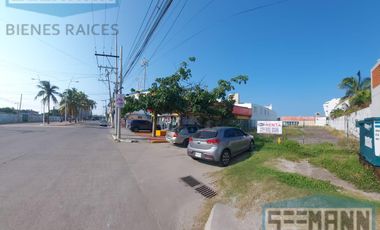 Terreno  en renta  en  Av. Costa Verde, Frente Av. Isabel la Catolica Boca de Rio, Veracruz.