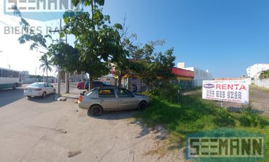 Terreno  en renta  en  Av. Costa Verde, Frente Av. Isabel la Catolica Boca de Rio, Veracruz.