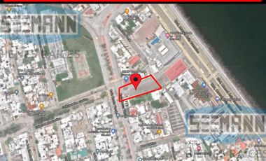 Terreno  en renta  en  Av. Costa Verde, Frente Av. Isabel la Catolica Boca de Rio, Veracruz.