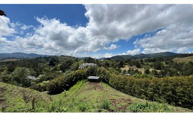 Venta finca en parcelación vía El Retiro a Montebello
