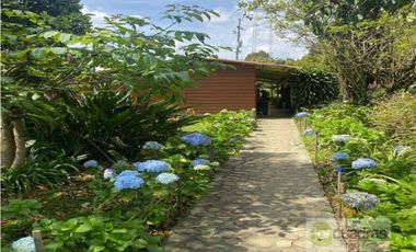Venta finca en parcelación vía El Retiro a Montebello