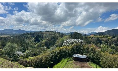 Venta finca en parcelación vía El Retiro a Montebello