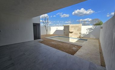 Casa en privada al norte de Mérida 4 habitaciones + Cuarto de Servicio