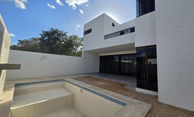 Casa en privada al norte de Mérida 4 habitaciones + Cuarto de Servicio