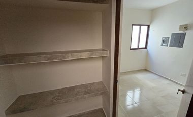 Casa en privada al norte de Mérida 4 habitaciones + Cuarto de Servicio