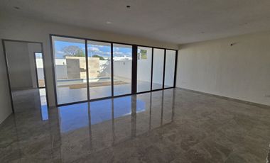 Casa en privada al norte de Mérida 4 habitaciones + Cuarto de Servicio