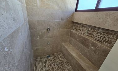 Casa en privada al norte de Mérida 4 habitaciones + Cuarto de Servicio