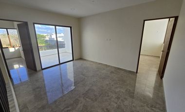 Casa en privada al norte de Mérida 4 habitaciones + Cuarto de Servicio