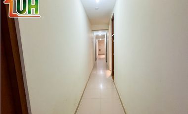 00620 - VENTA HOSPEDAJE YARINACOCHA - OPORTUNIDAD DE INVERSION