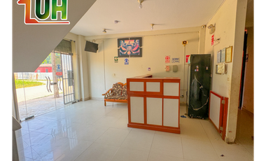 00620 - VENTA HOSPEDAJE YARINACOCHA - OPORTUNIDAD DE INVERSION