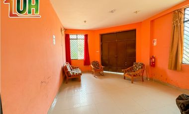 00620 - VENTA HOSPEDAJE YARINACOCHA - OPORTUNIDAD DE INVERSION