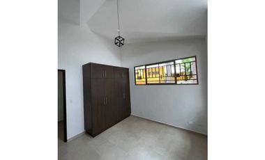 ALQUILO CASA EN LA CHORRERA EL ARADO BRISAS DE LOS LAGOS 3R