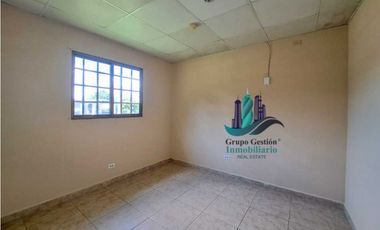 VENDO CASA DE BARRIADA EN BAGALA