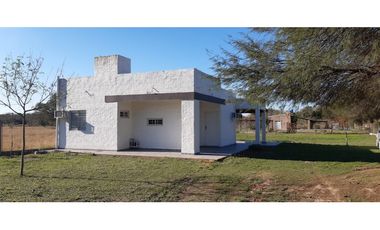 Impecable casa de 2 dormitorios a metros del Río, Colonia Benítez