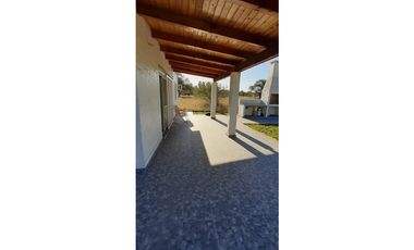 Impecable casa de 2 dormitorios a metros del Río, Colonia Benítez