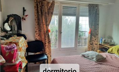 VENDO/PERMUTO Casa sobre lote propio