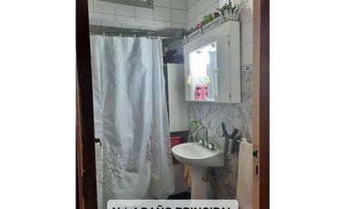 VENDO/PERMUTO Casa sobre lote propio