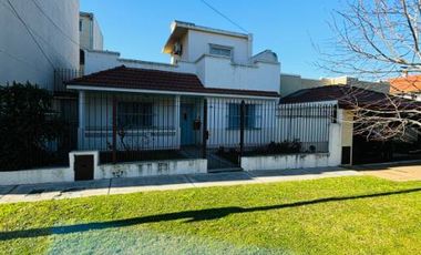 Casa en venta en Bernal Oeste