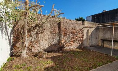 Casa en venta en Quilmes Este