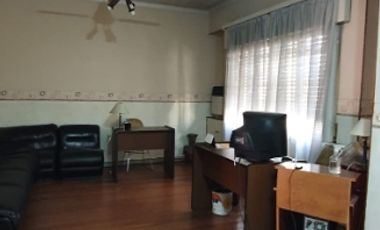 Casa en venta en Quilmes Este